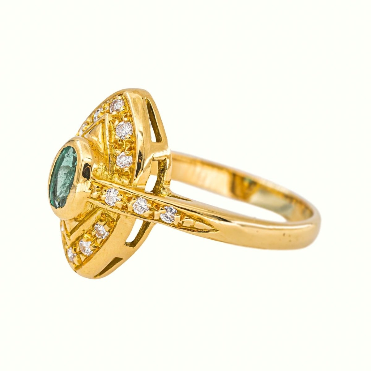 Bague Marquise Or jaune Emeraude - Castafiore