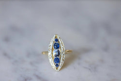 Bague marquise saphirs entourage diamants - Castafiore