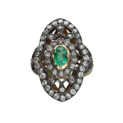 Bague marquise vers 1890 en or jaune 18 Cts et argent avec diamants taille ancienne et Emeraude. Taille 53 - Castafiore