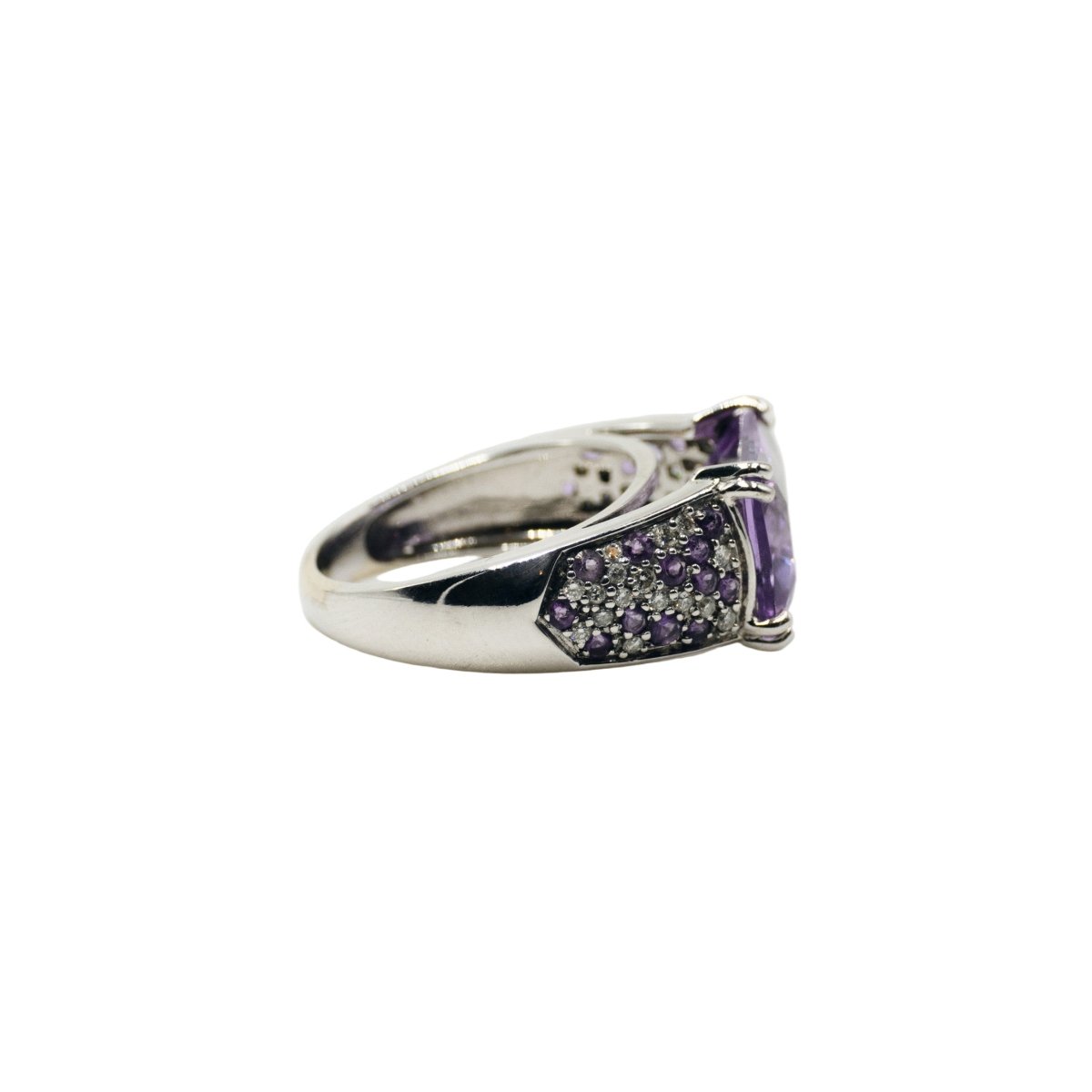 Bague MAUBOUSSIN "Ma princesse d'amour" en or blanc, améthyste et diamants - Castafiore