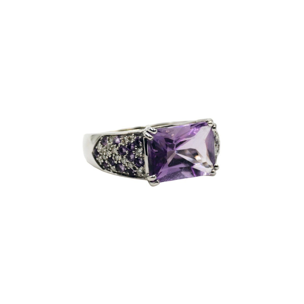 Bague MAUBOUSSIN "Ma princesse d'amour" en or blanc, améthyste et diamants - Castafiore