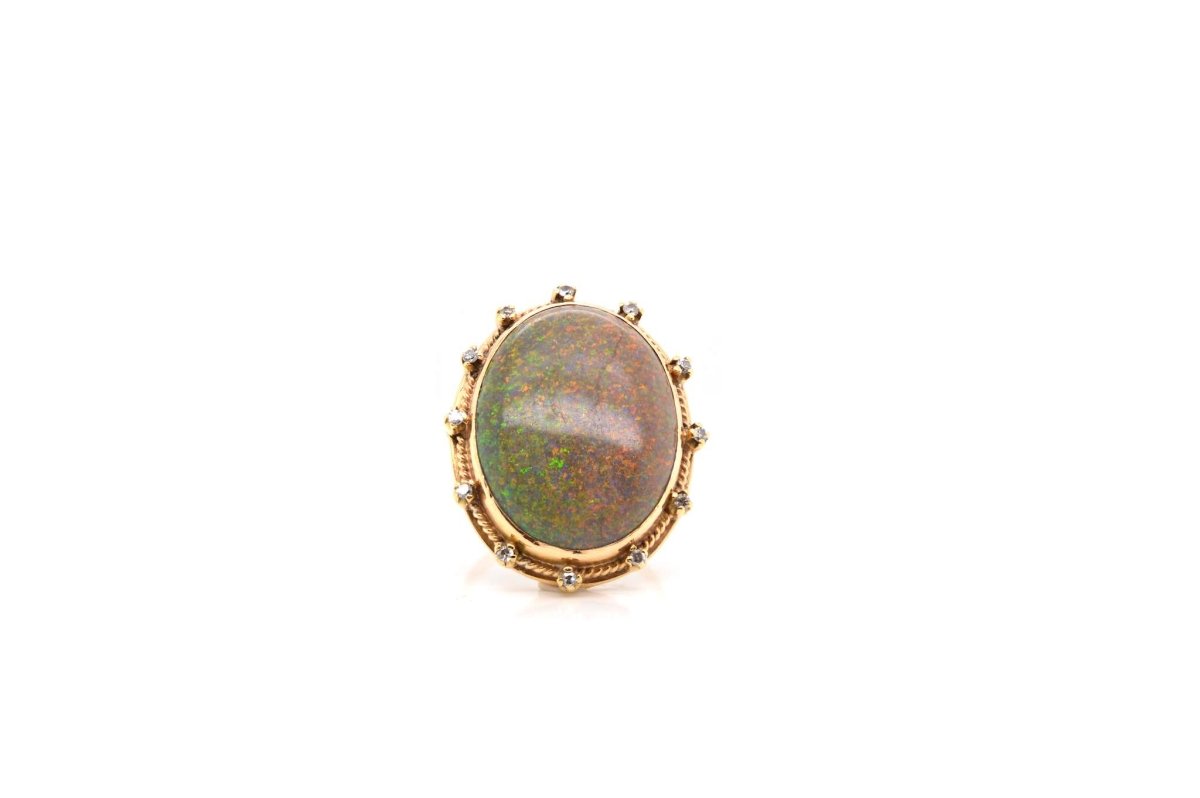 Bague opale et diamants en or jaune 18k - Castafiore