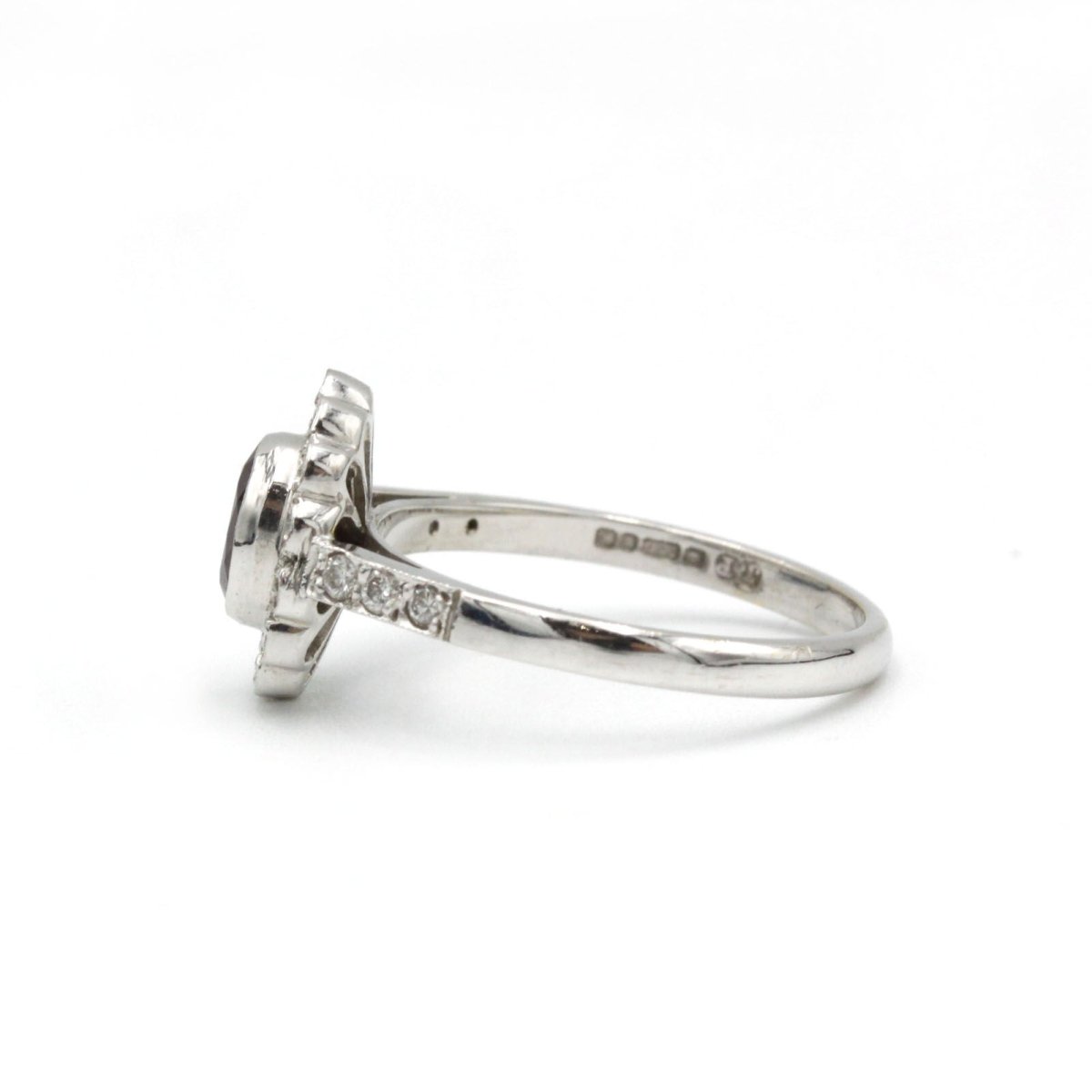 Bague - Or blanc, rubis et diamants - Castafiore