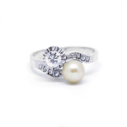 Bague - Or, Perle Et Diamants - Castafiore