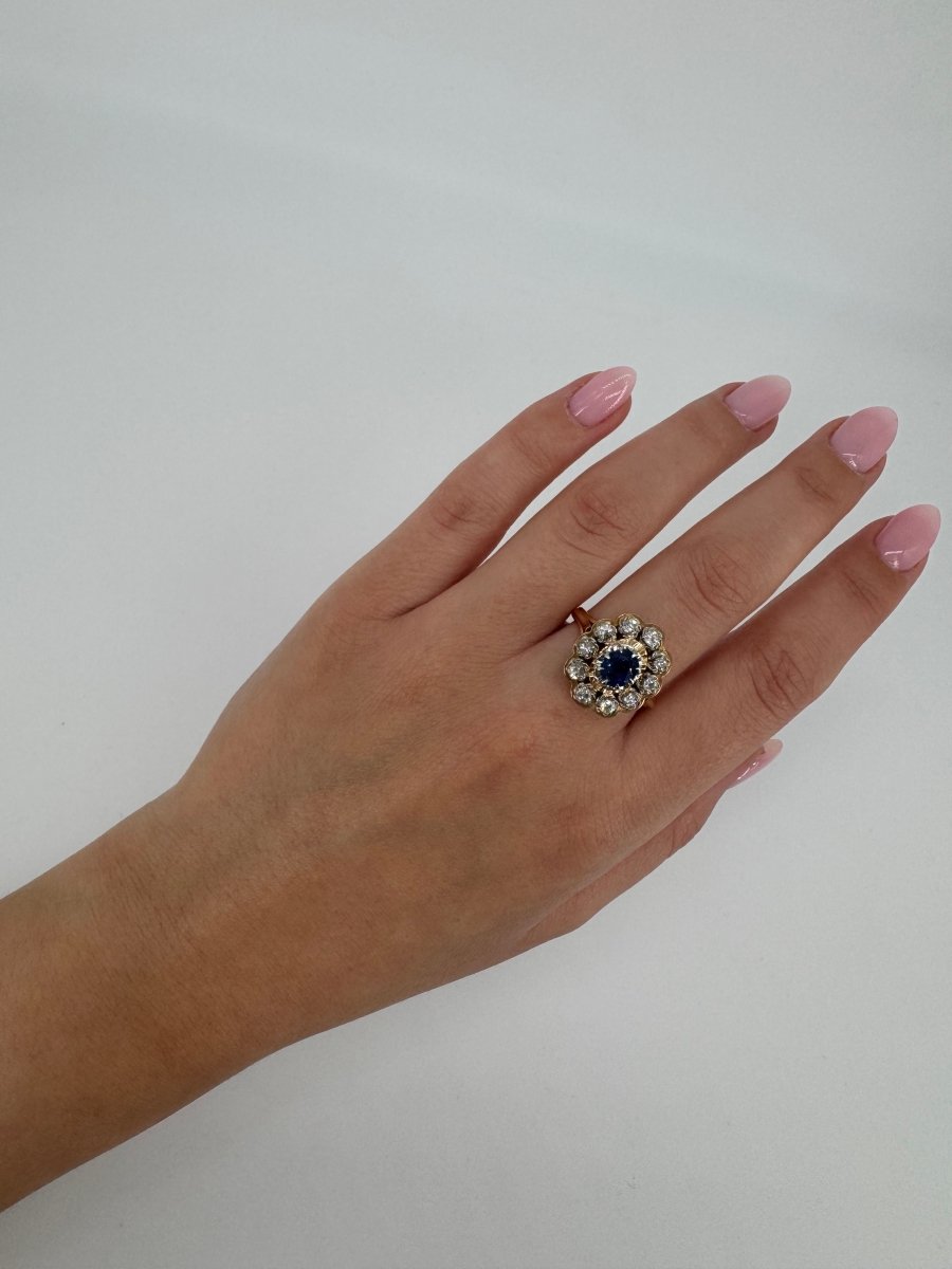 Bague - Or, saphir et diamants - Castafiore
