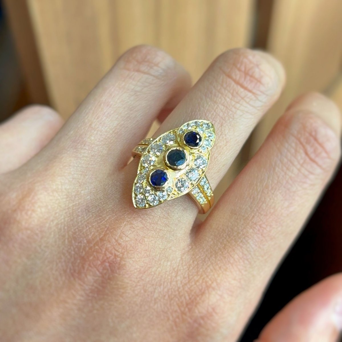 Bague - Or, Saphirs & Diamants - Castafiore