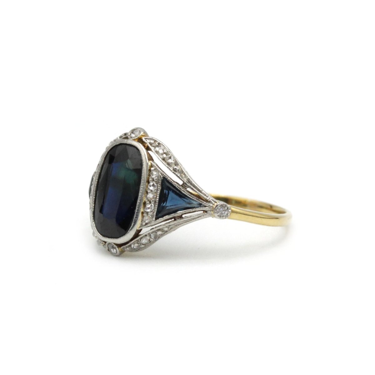 Bague - Or, saphirs et diamants - Castafiore