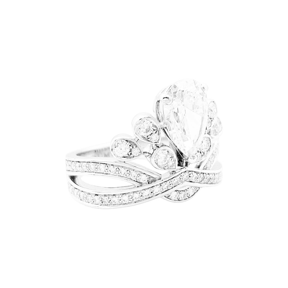 Bague Pavée CHAUMET "Joséphine Aigrette Impériale" en platine et diamants - Castafiore