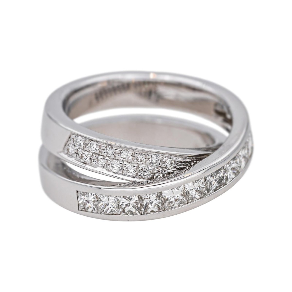 Bague Pavée en or blanc et diamants - Castafiore