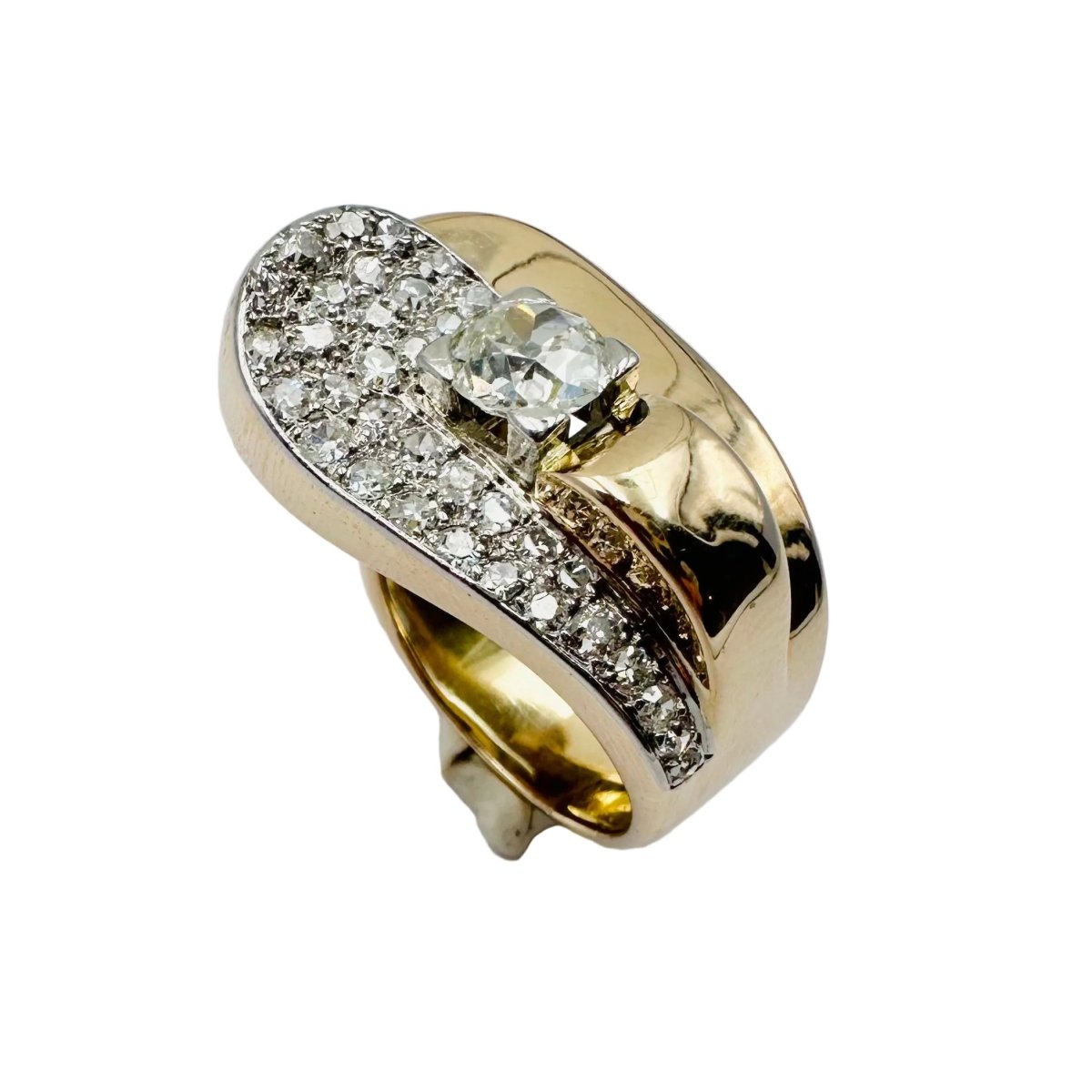 Bague Pavée en or jaune, platine et diamants - Castafiore