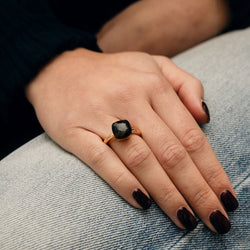 Bague POMELLATO "Nudo Petit" en or jaune et quartz fumé - Castafiore