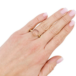 Bague Pomellato,"Nudo Classic", deux ors et quartz rose. - Castafiore