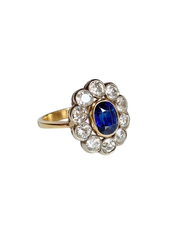 Bague Pompadour ancienne en or jaune 18k saphir et diamants - Castafiore