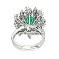 Bague Pompadour en or blanc, émeraude et diamants - Castafiore