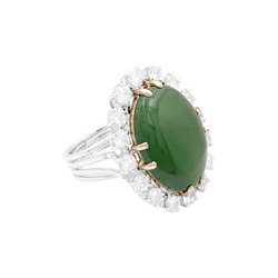 Bague Pompadour en or blanc, jade et diamants - Castafiore