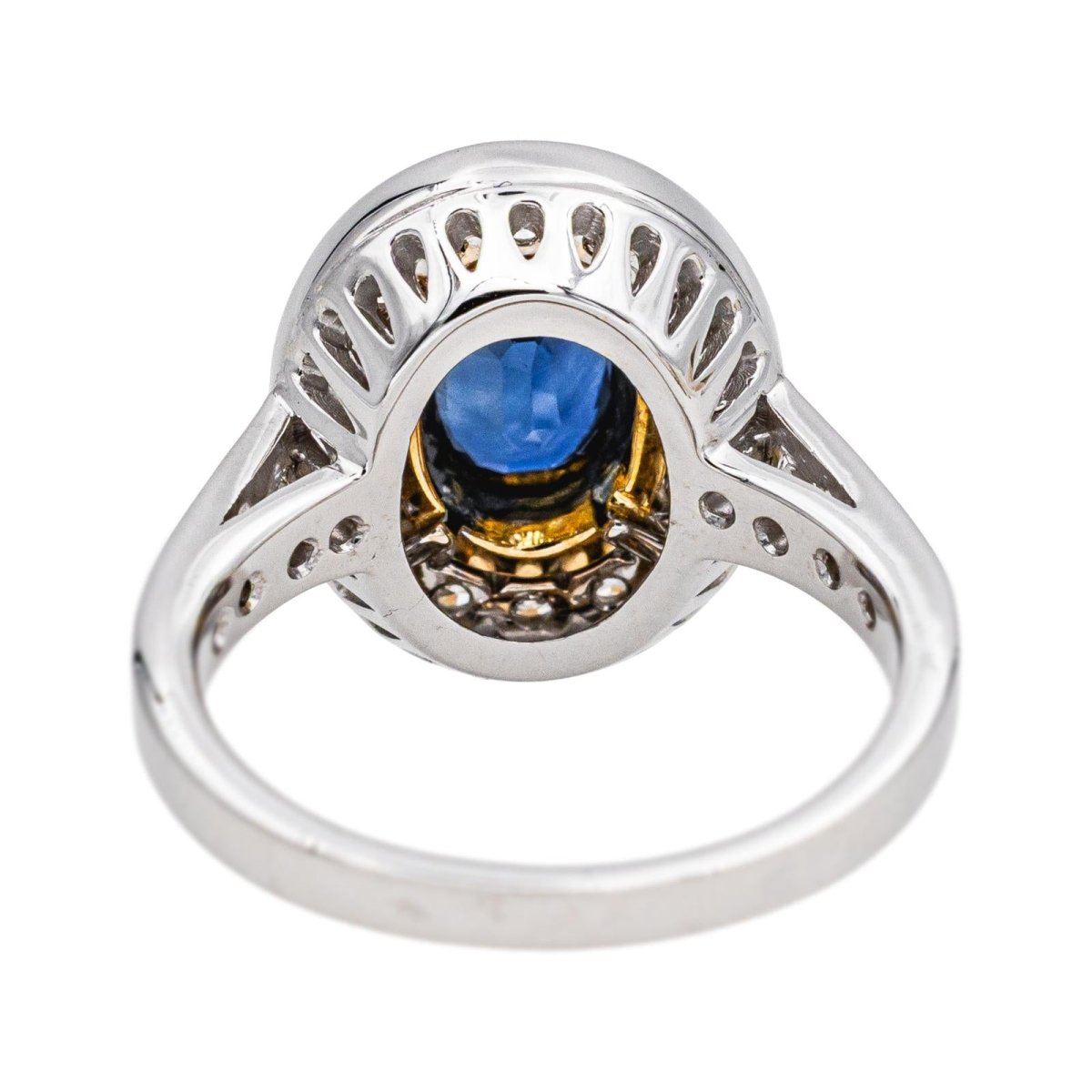 Bague Pompadour en or blanc, or jaune, saphir et diamants - Castafiore