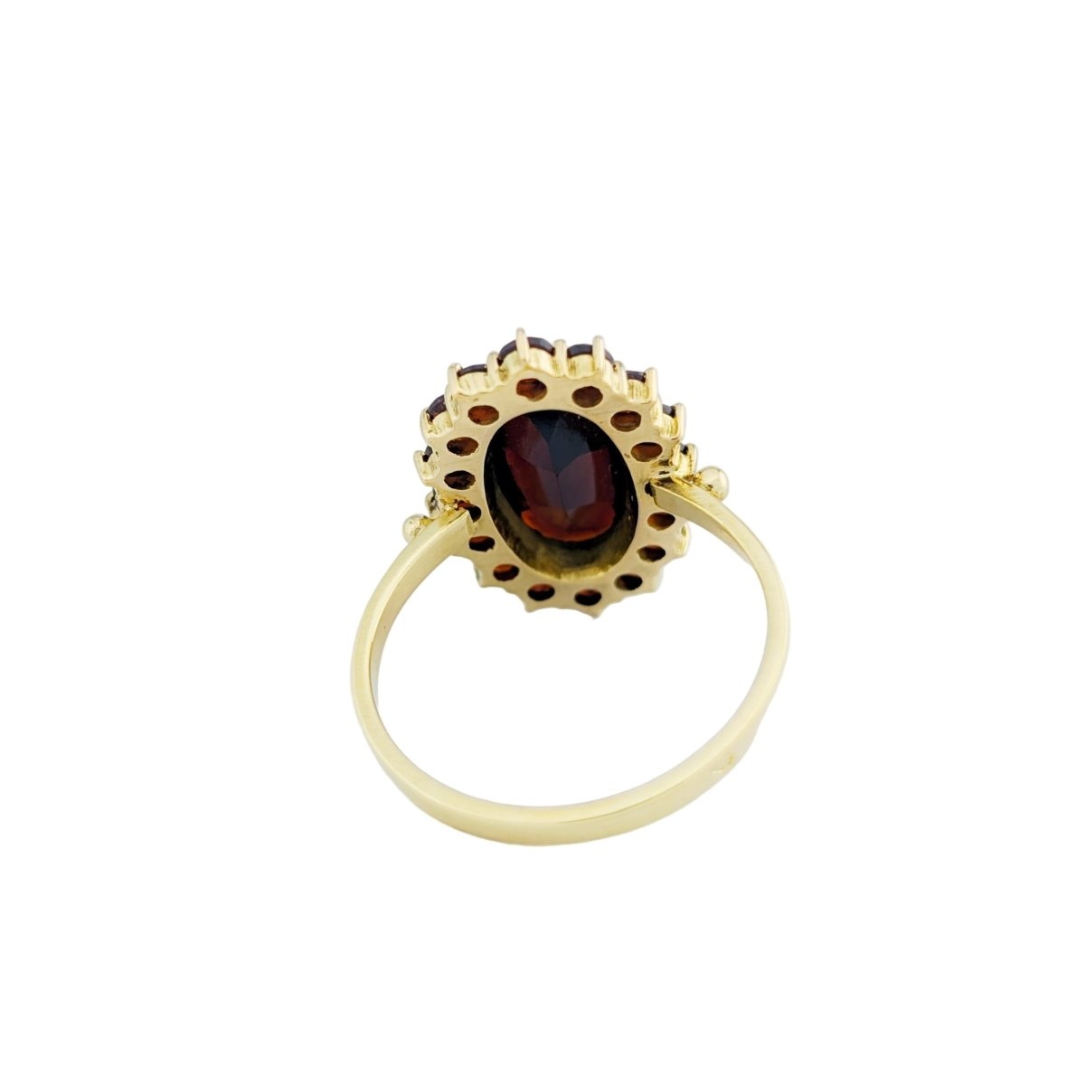 Bague Pompadour en or jaune et grenats - Castafiore
