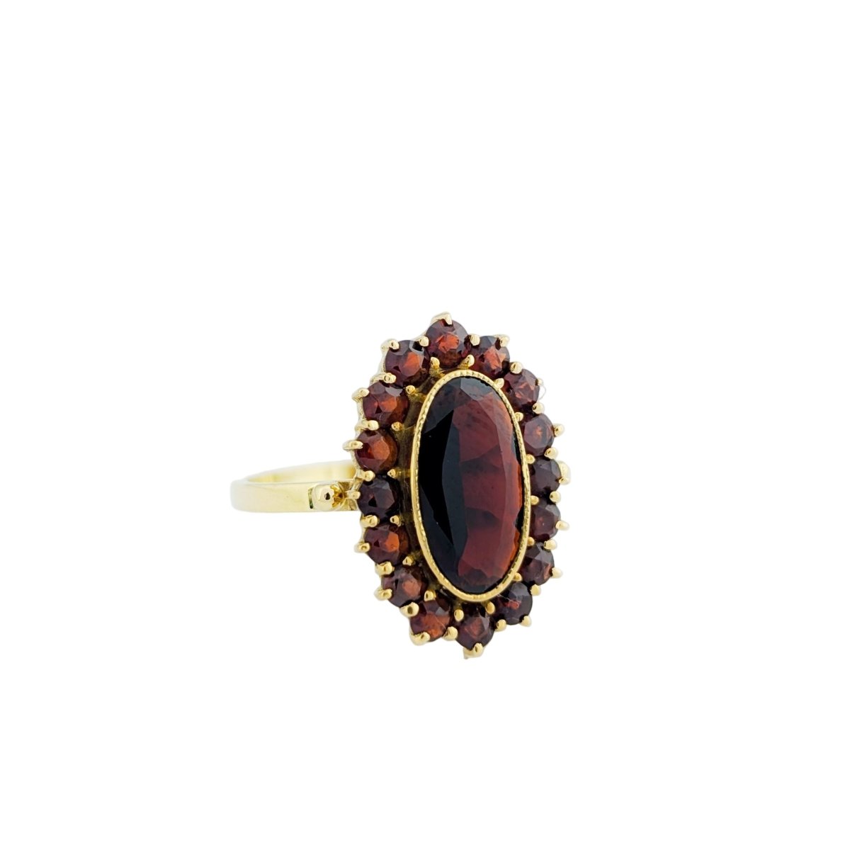 Bague Pompadour en or jaune et grenats - Castafiore