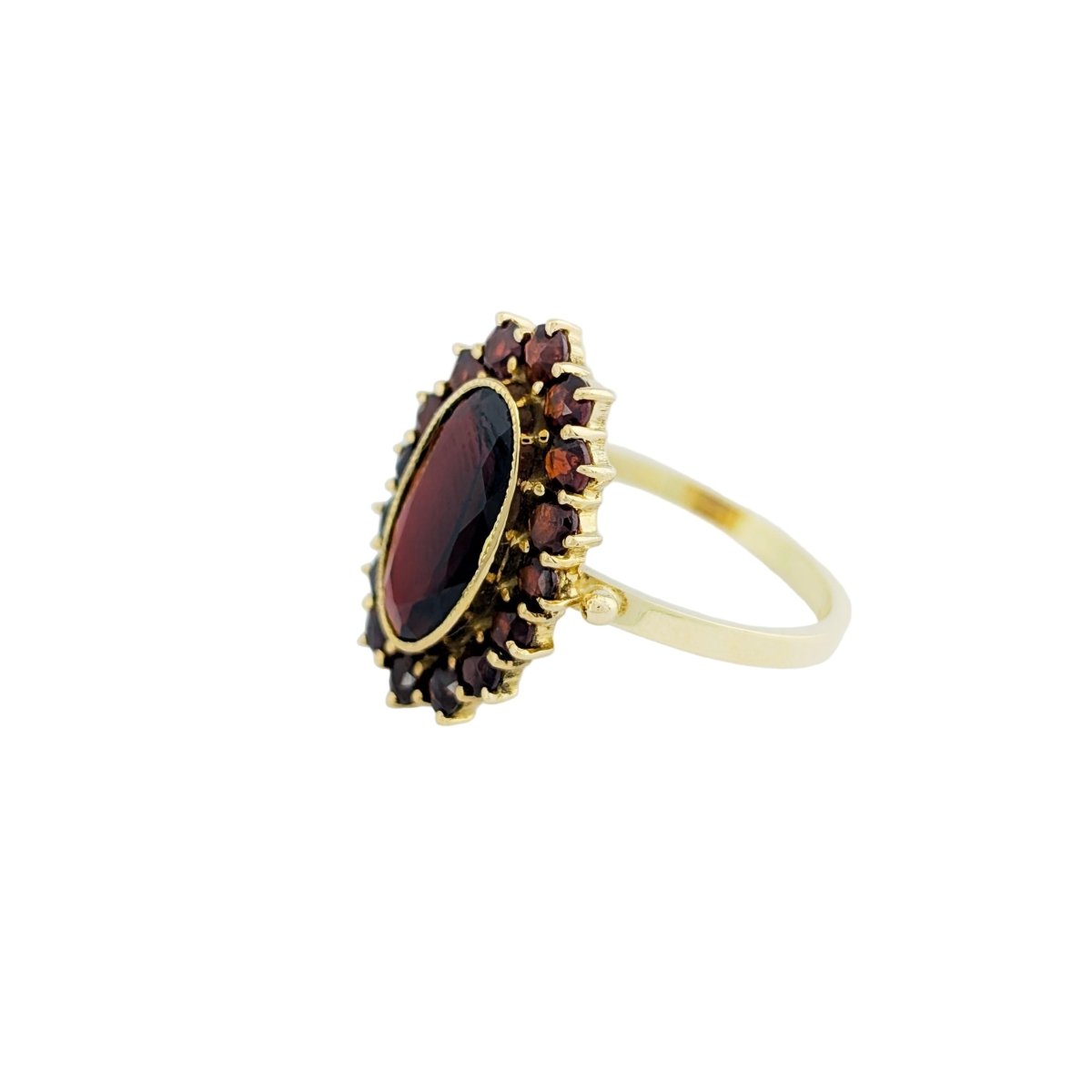 Bague Pompadour en or jaune et grenats - Castafiore