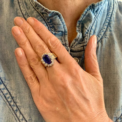 Bague Pompadour en or jaune, saphir et diaants - Castafiore