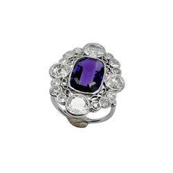 Bague Pompadour en platine, améthyste et diamants - Castafiore