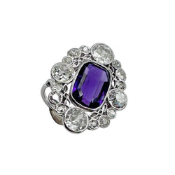 Bague Pompadour en platine, améthyste et diamants - Castafiore