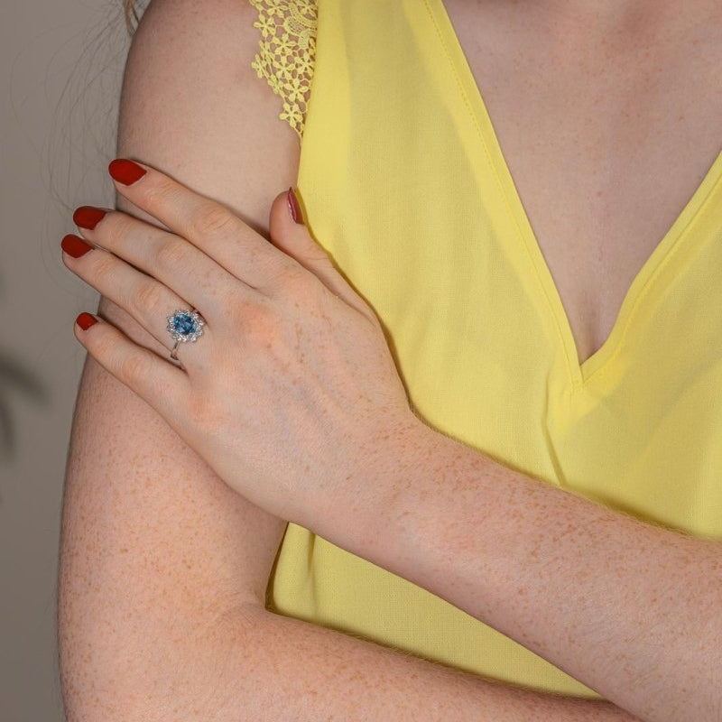 Bague Pompadour Or blanc Saphir - Castafiore