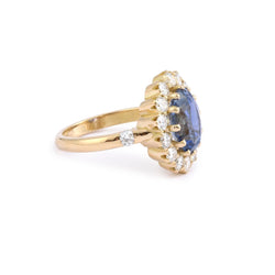 Bague Pompadour Saphir Ceylan Non Chauffé 3.55 Carats Diamants Or Jaune 18 Carats (Certificat) - Castafiore
