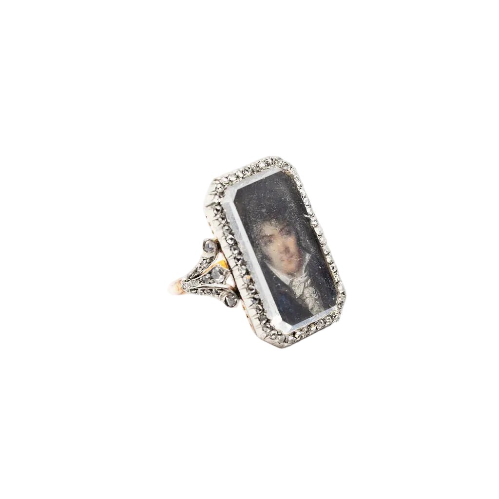 Bague portrait miniature en or jaune et argent avec diamants - Castafiore
