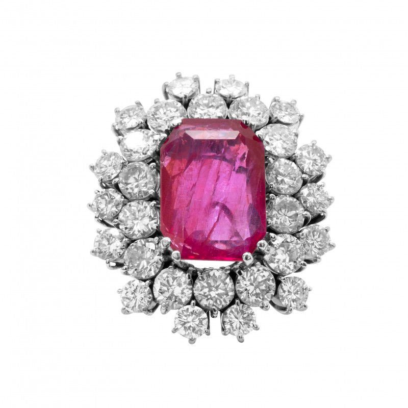 Bague Rubis Birman Non ChauffÃ©e et Diamants - Castafiore