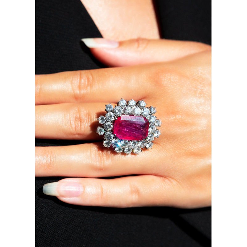 Bague Rubis Birman Non ChauffÃ©e et Diamants - Castafiore