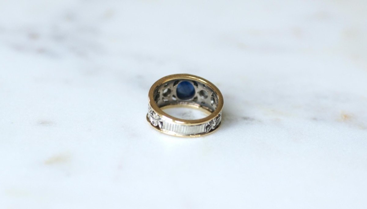 Bague Saphir Cabochon et Diamants sur Or jaune et Argent - Castafiore
