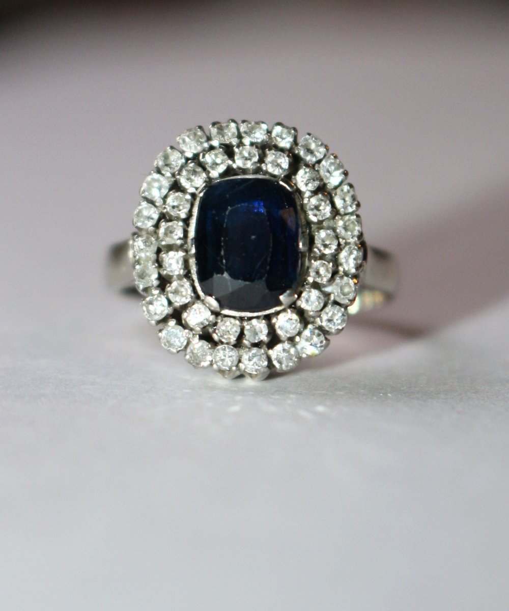 Bague Saphir Double Entourage Diamants Or Blanc - Castafiore