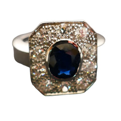 Bague Saphir Et Diamants, monture or blanc 18 carats. - Castafiore