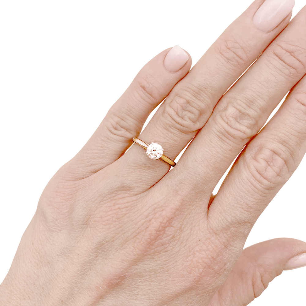 Bague Solitaire CARTIER "1895" en or jaune et diamant - Castafiore
