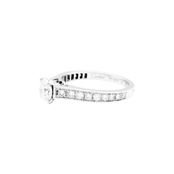 Bague Solitaire CARTIER "Solitaire 1895" en platine et diamants - Castafiore