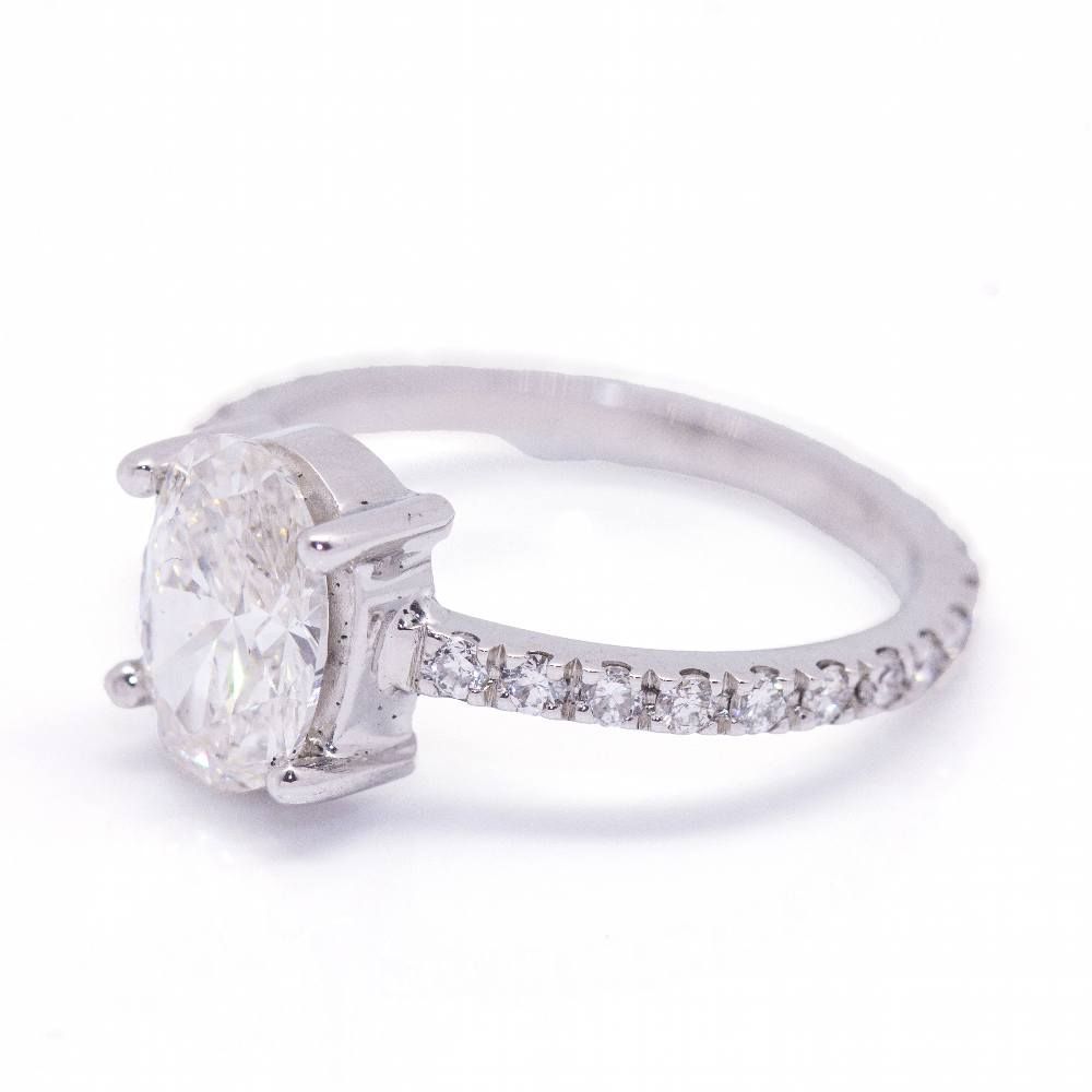 Bague solitaire de fiançailles avec diamant - Castafiore