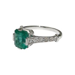 Bague Solitaire en or blanc, émeraude et diamants - Castafiore