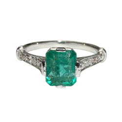 Bague Solitaire en or blanc, émeraude et diamants - Castafiore