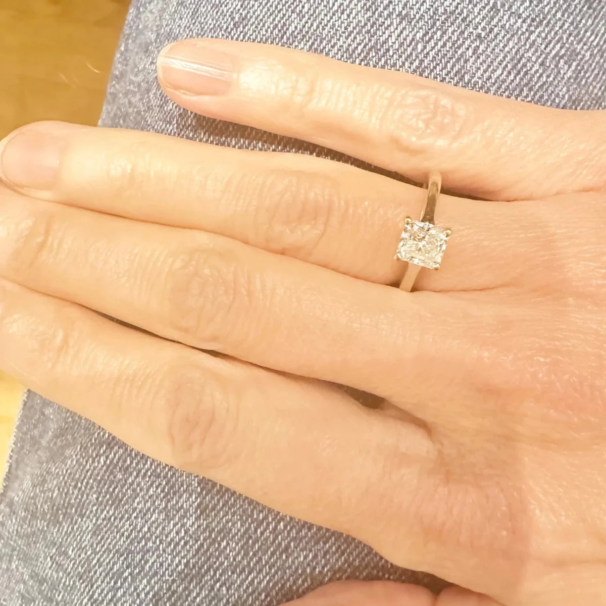 Bague Solitaire en or blanc et diamant - Castafiore