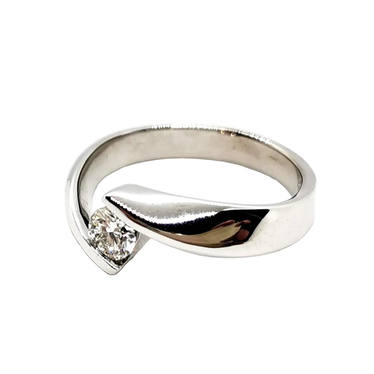 Bague Solitaire en or blanc et diamant - Castafiore