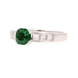 Bague Solitaire en or blanc, grenat et diamants - Castafiore