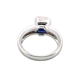 Bague Solitaire en or blanc, saphir et diamants - Castafiore