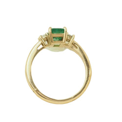 Bague Solitaire en or jaune, émeraude et diamants - Castafiore