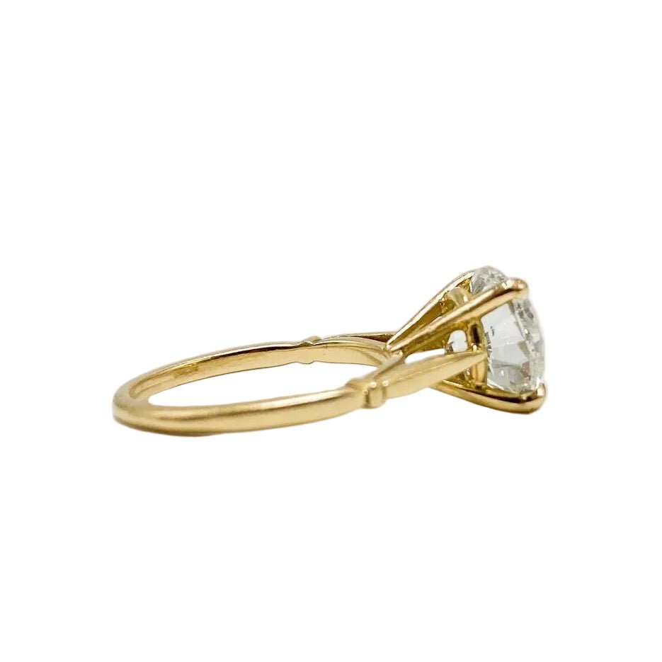 Bague Solitaire en or jaune et diamant - Castafiore