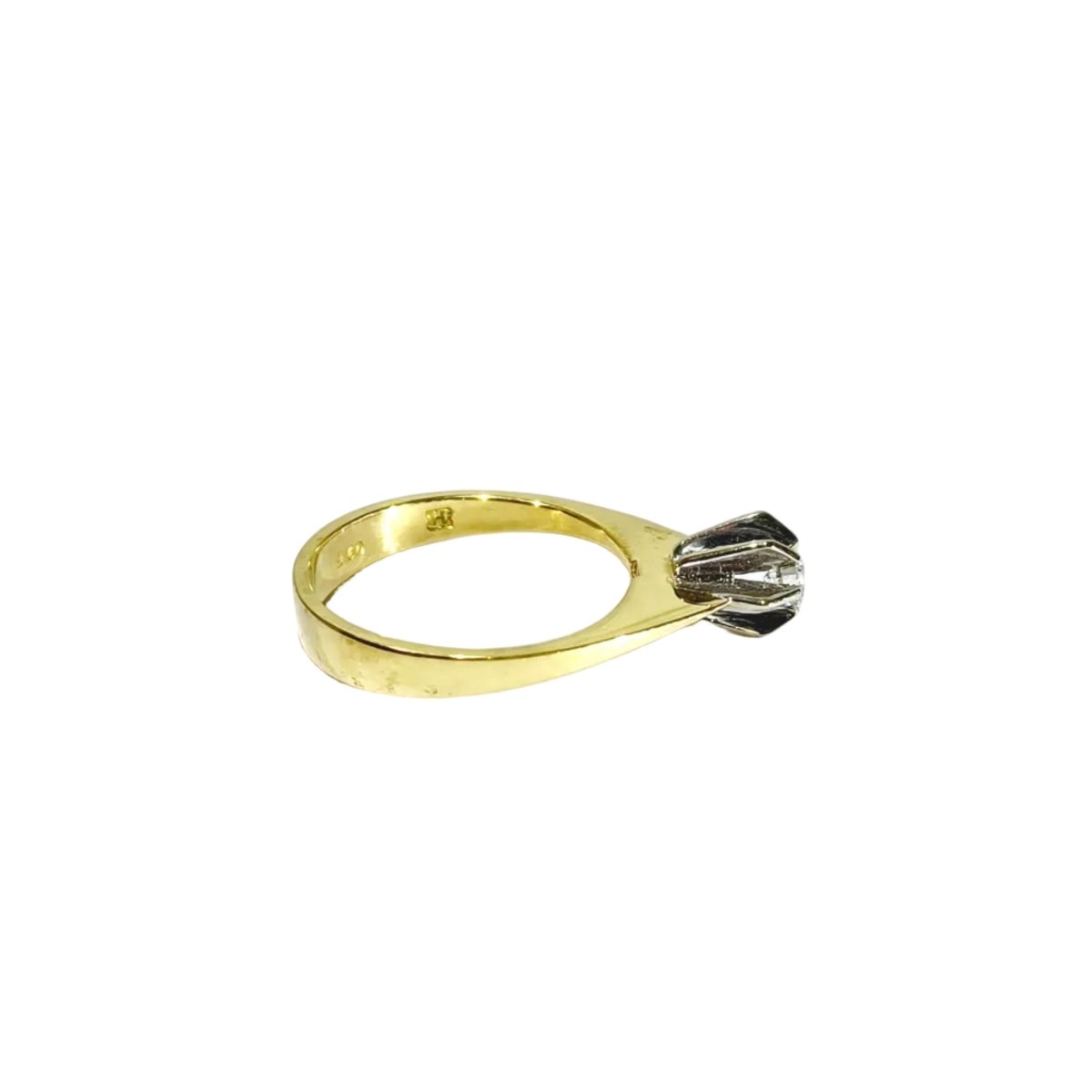 Bague Solitaire en or jaune et diamants - Castafiore