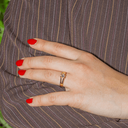 Bague Solitaire en or jaune et diamants - Castafiore