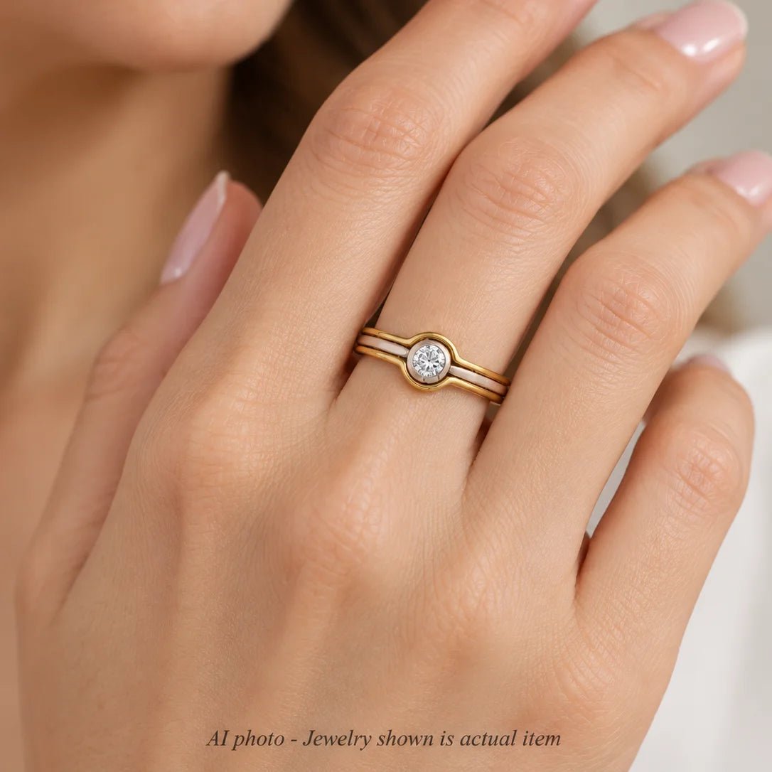 Bague Solitaire en or jaune, or rose et diamant - Castafiore