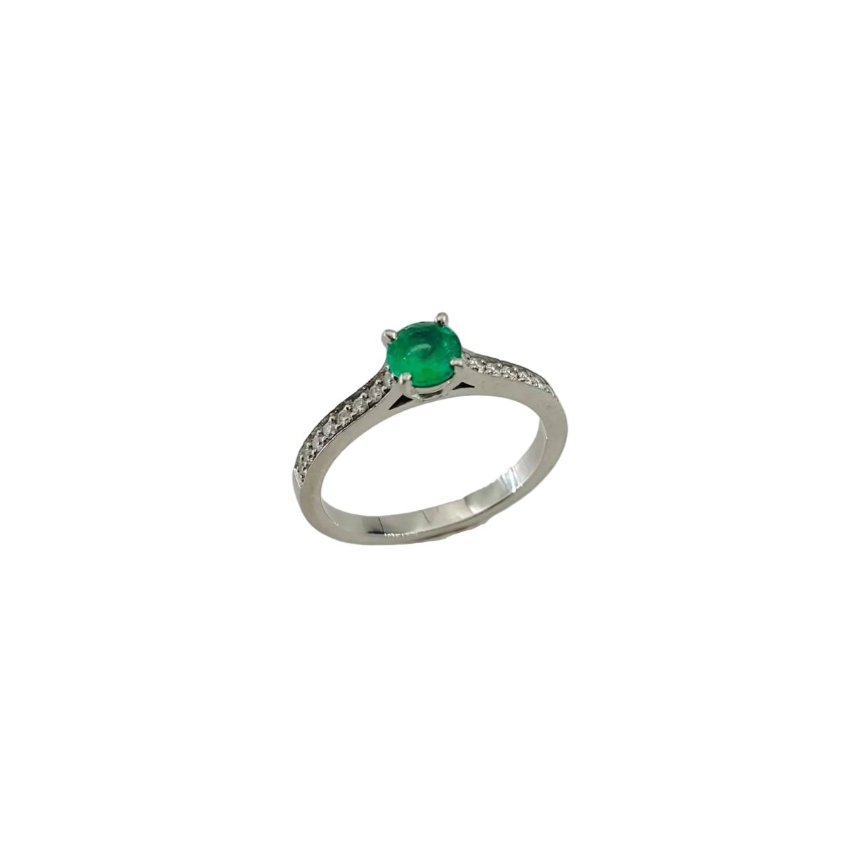 Bague Solitaire GEMMYO "Little Lady Pavée" en platine, émeraude et diamants - Castafiore