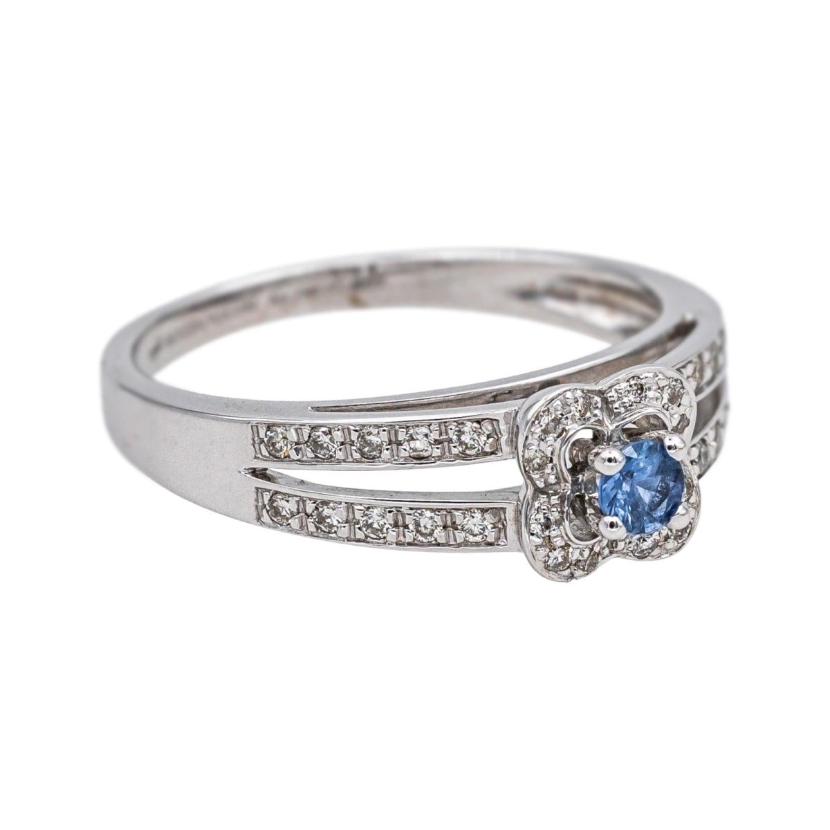Bague Solitaire MAUBOUSSIN "Chance of Love" en or blanc, saphir et diamants - Castafiore
